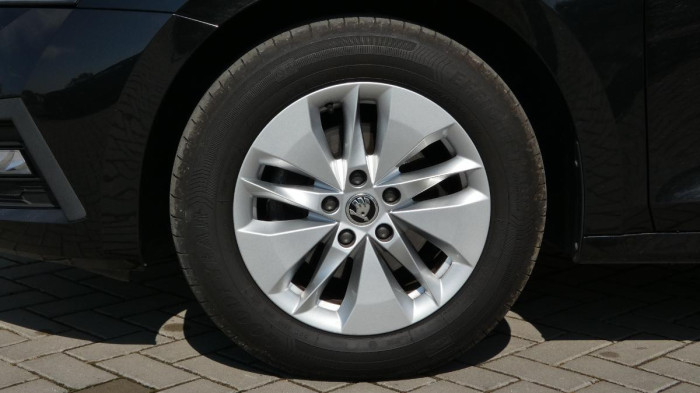 Škoda Superb Combi 2.0 TDI DSG Sportline na operativní leasing