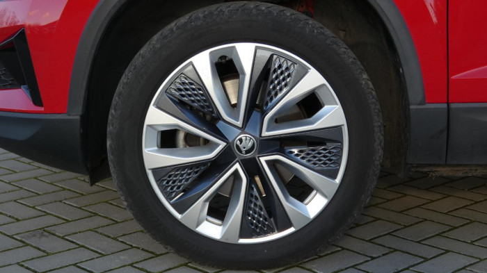 Škoda Karoq 1,5 TSI DSG Style na operativní leasing