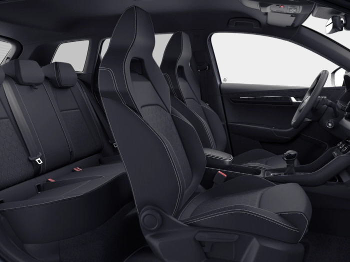 Škoda Karoq Sportline 1.5 TSI 110 kW Benzín Automatická převodovka na operativní leasing