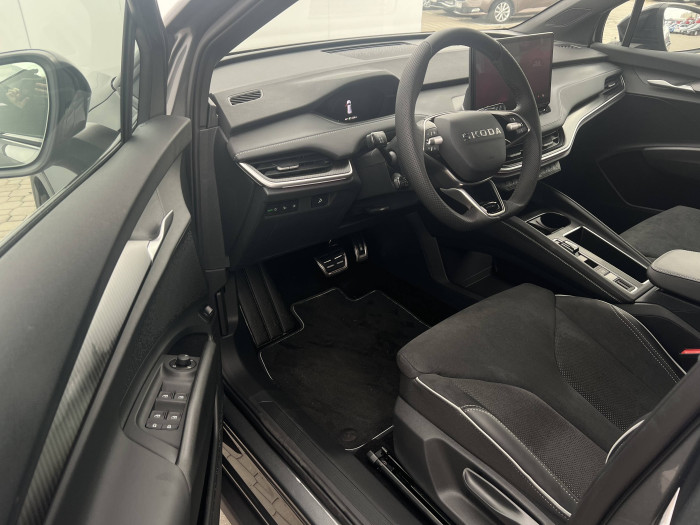 Škoda Elroq Sportline 85 82 kWh elektro  / 210kW na operativní leasing