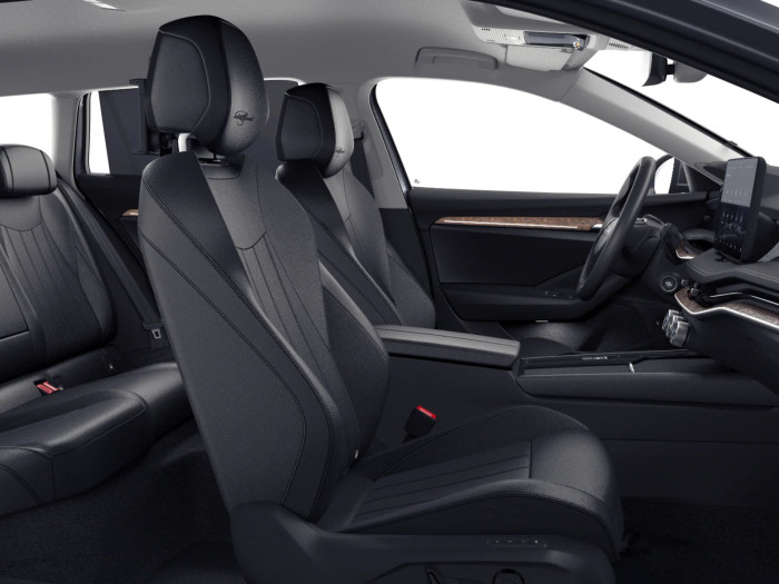 Škoda Superb L&K 2.0 TDi 142 kW Nafta 4x4 Automatická převodovka na operativní leasing