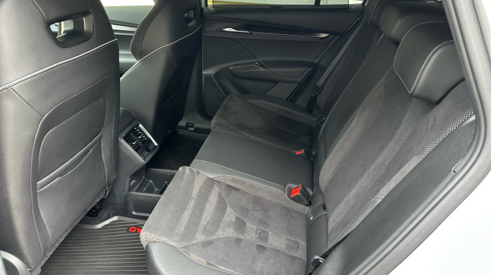 Škoda ENYAQ Sportline 77kWh - Elektro - Automat - 4x4 na operativní leasing