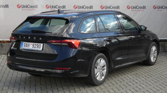 Škoda Octavia Combi 2,0 TDI Ambition na operativní leasing
