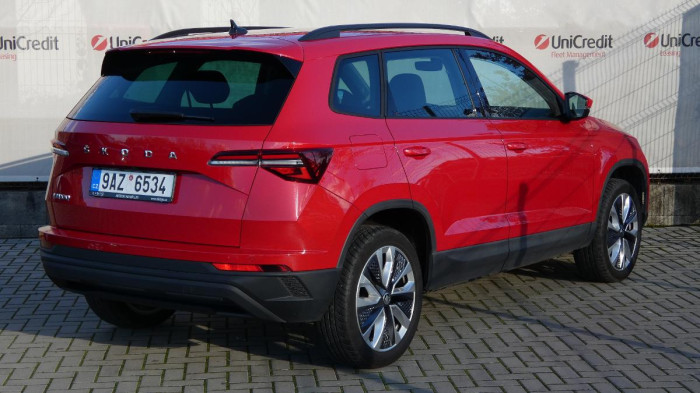 Škoda Karoq 1,5 TSI DSG Style na operativní leasing