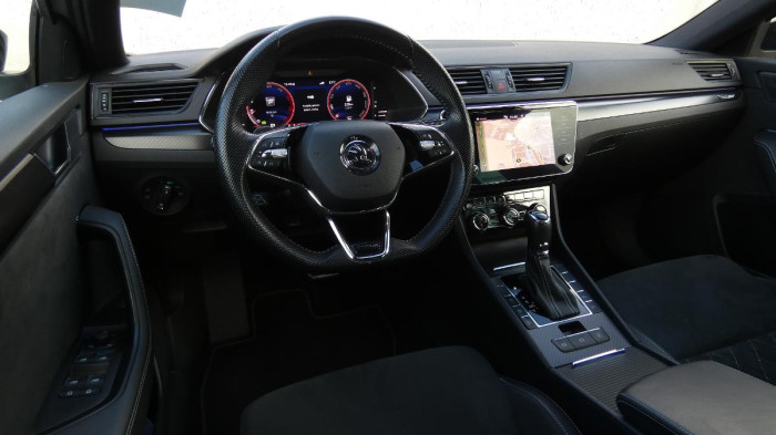 Škoda Superb Combi 2.0 TDI DSG Sportline na operativní leasing