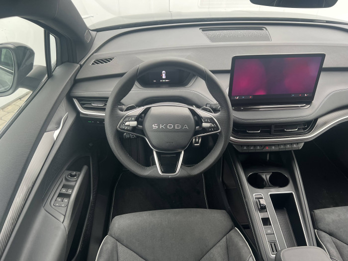 Škoda Elroq Sportline 60 63 kWh  elektro  / 150kW na operativní leasing