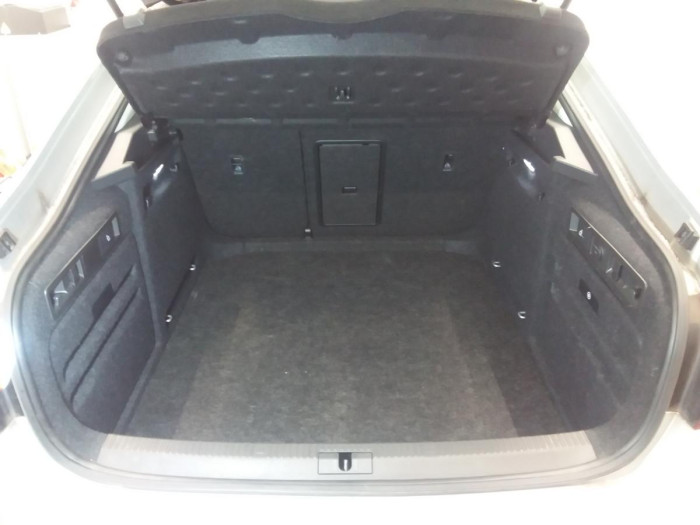 Škoda Superb 2,0 TDI DSG Style na operativní leasing