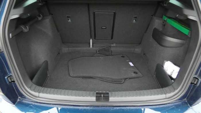 Škoda Karoq 1,5 TSI DSG Style na operativní leasing