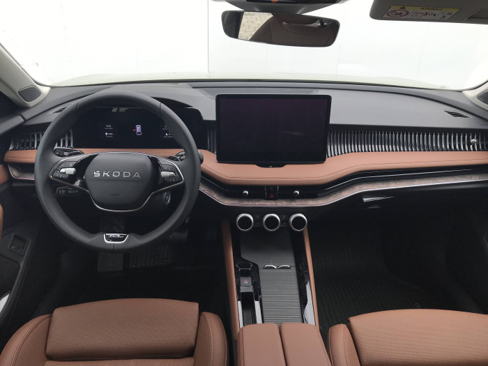 Škoda Superb Combi L&K 6DSG 1,5TSI / 150kW na operativní leasing