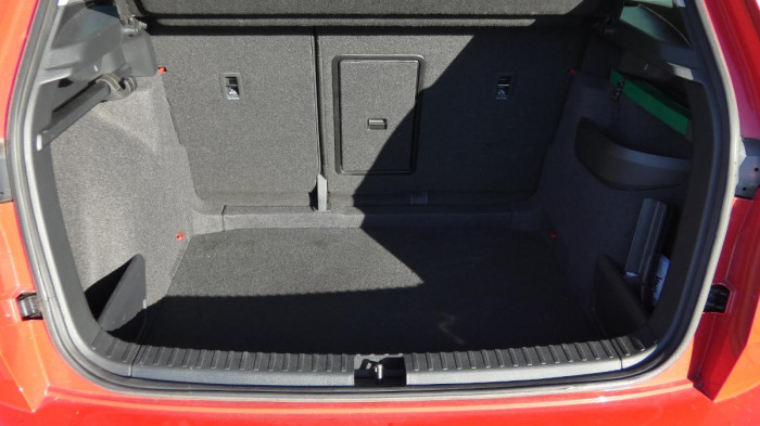 Škoda Karoq 1,5 TSI DSG Style na operativní leasing