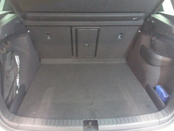 Škoda Karoq 1,5 TSI Sportline DSG na operativní leasing