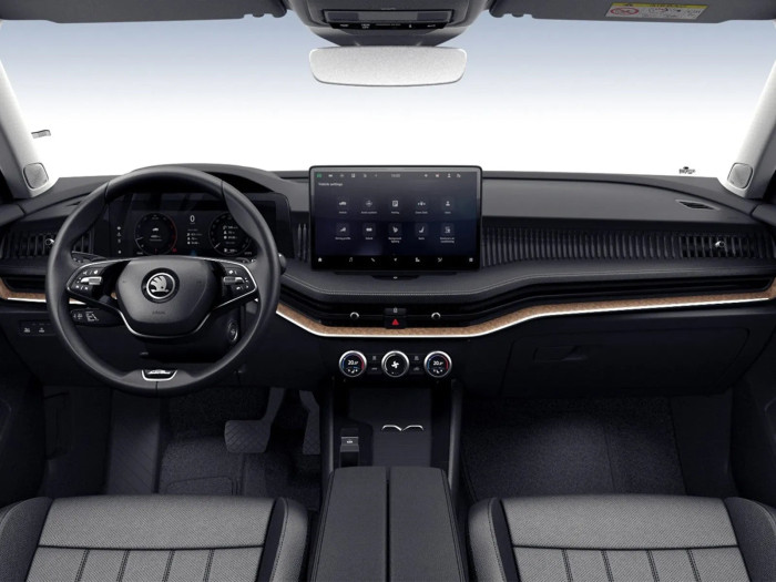 Škoda Superb L&K 1.5 TSI m-HEV 110 kW Benzín Automatická převodovka na operativní leasing