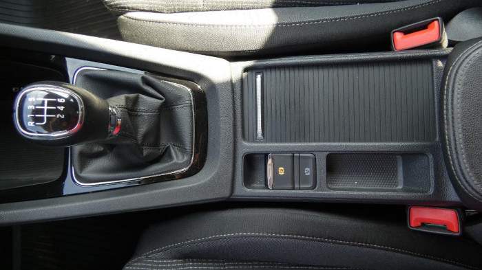 Škoda Superb Combi 2.0 TDI DSG Sportline na operativní leasing